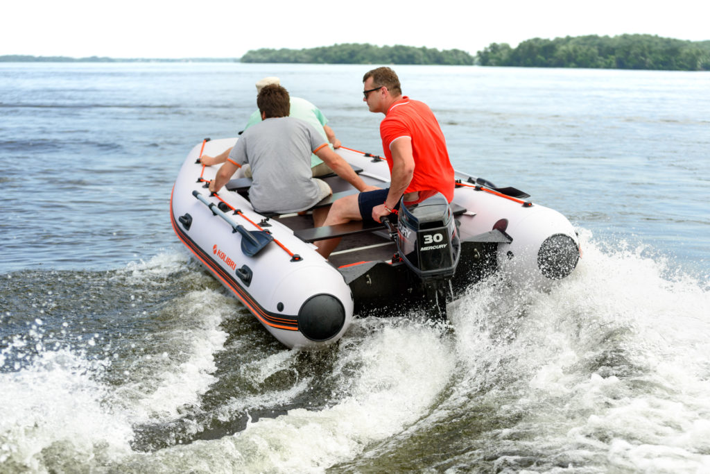 How to choose an outboard motor