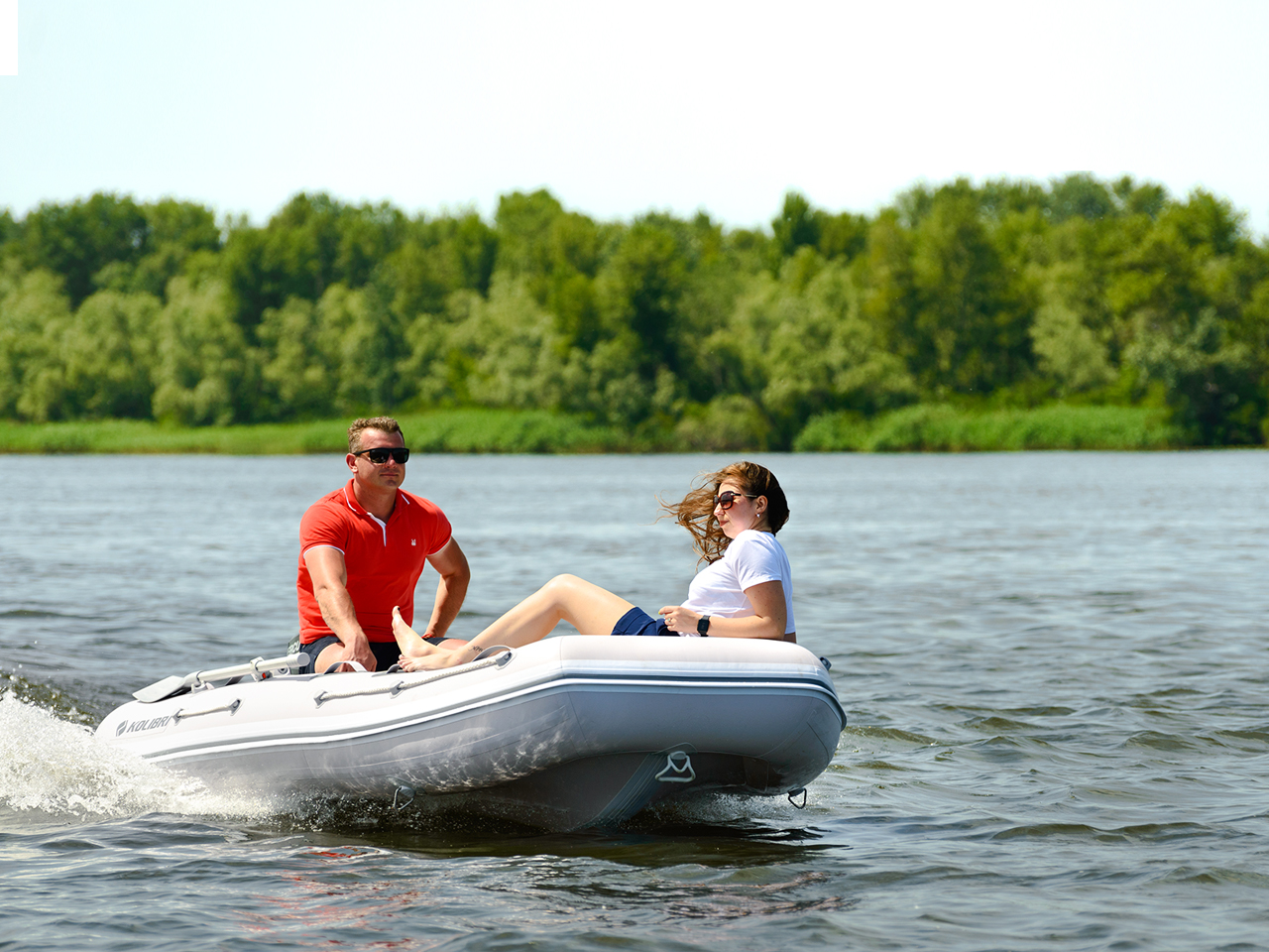 Float board boat (Belly boat): features and advantages – Kolibri